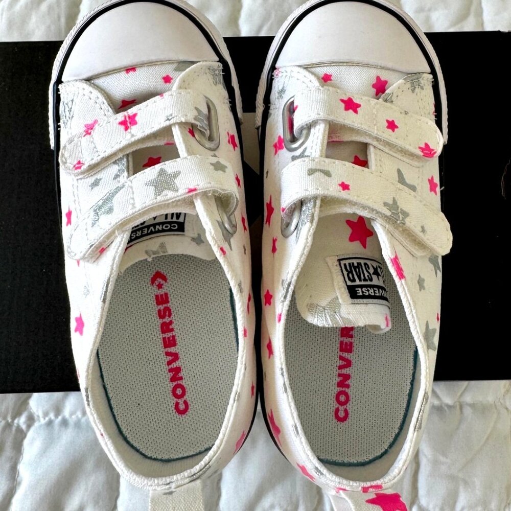Converse Toddler Girls Star Print Sneakers – White/Pink – Size 9 – New